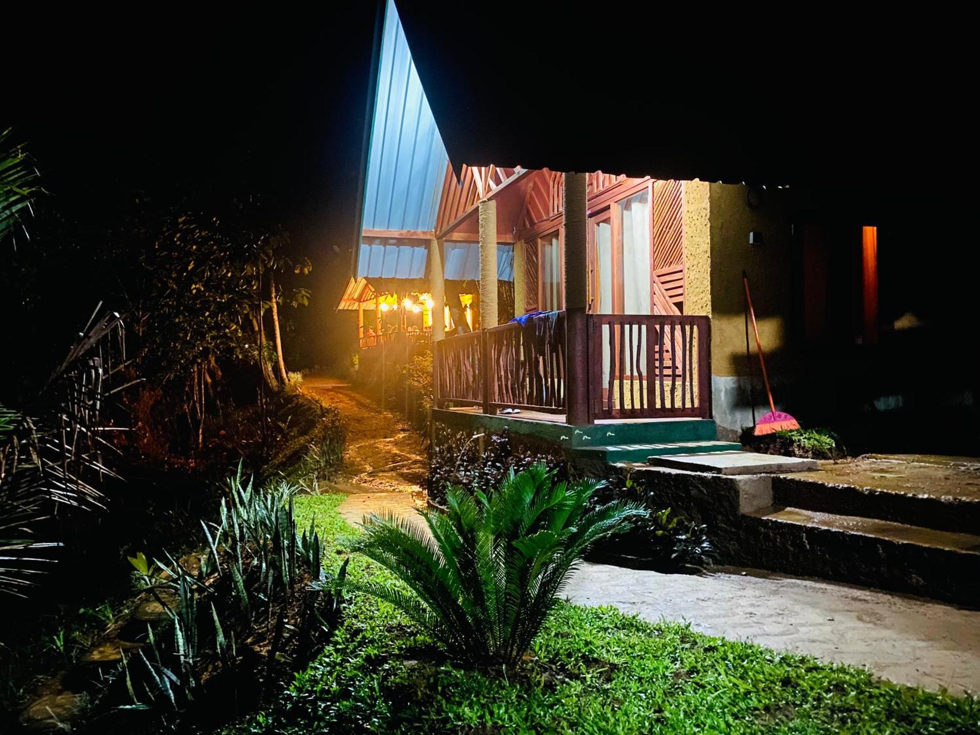 The Rainforest Hideaway Deniyaya Buitenkant foto
