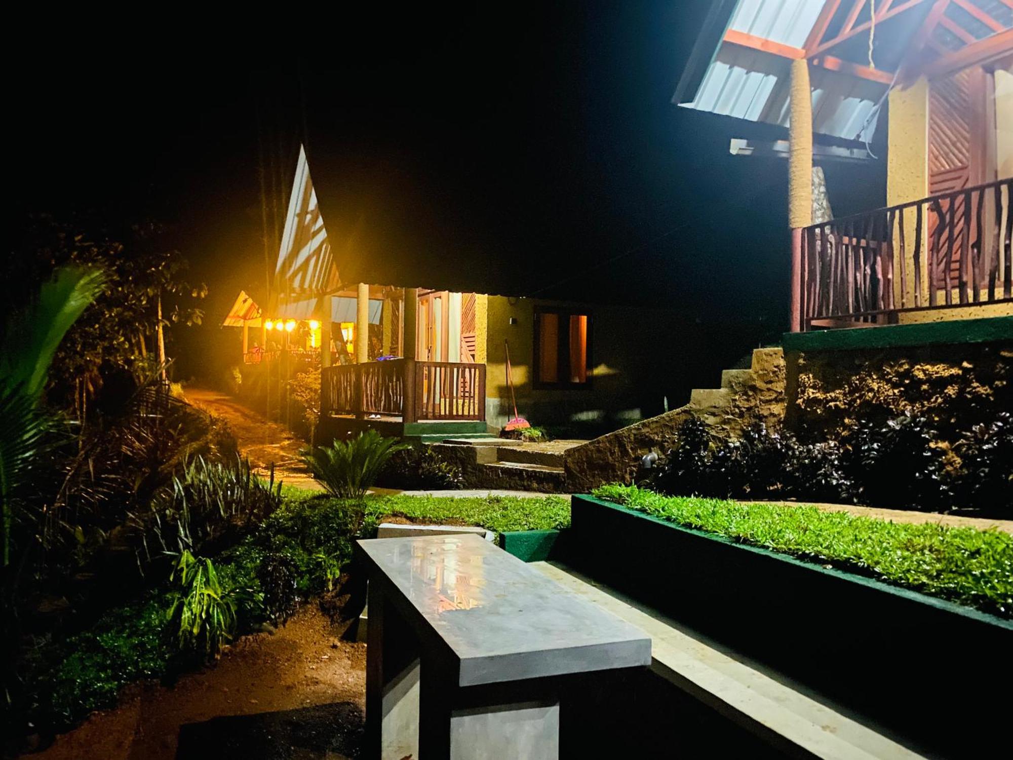 The Rainforest Hideaway Deniyaya Buitenkant foto